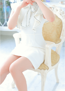 CAMISOLEの女の子の画像