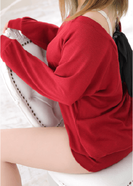 CAMISOLEの女の子の画像